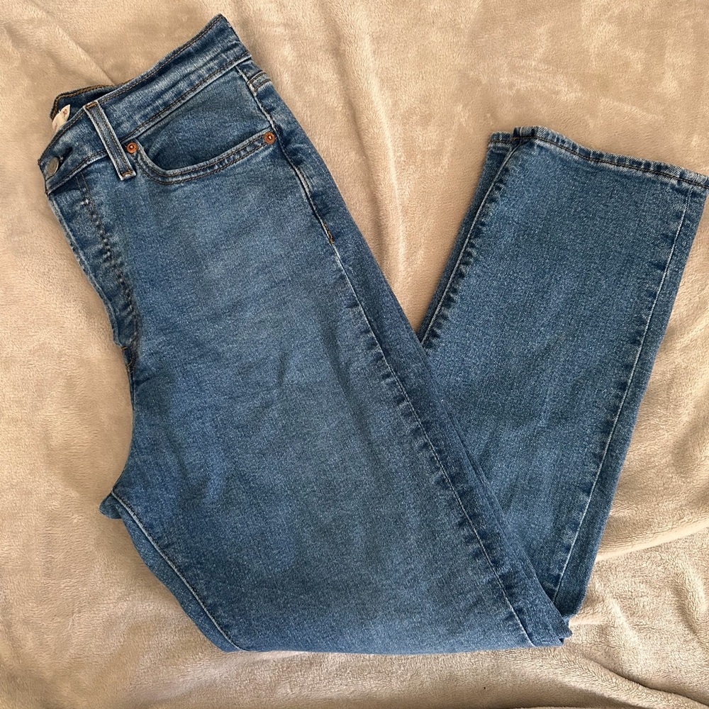 Levi’s Wedgie Straight Jeans